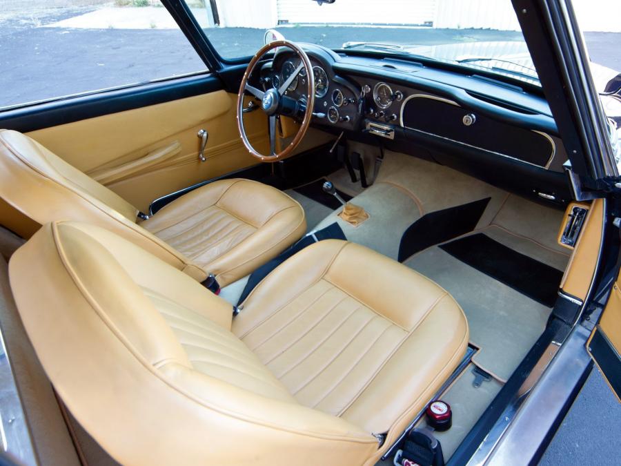 Интерьер Aston Martin DB4 GT 1959 года  (WW) (фото 2 из 16)